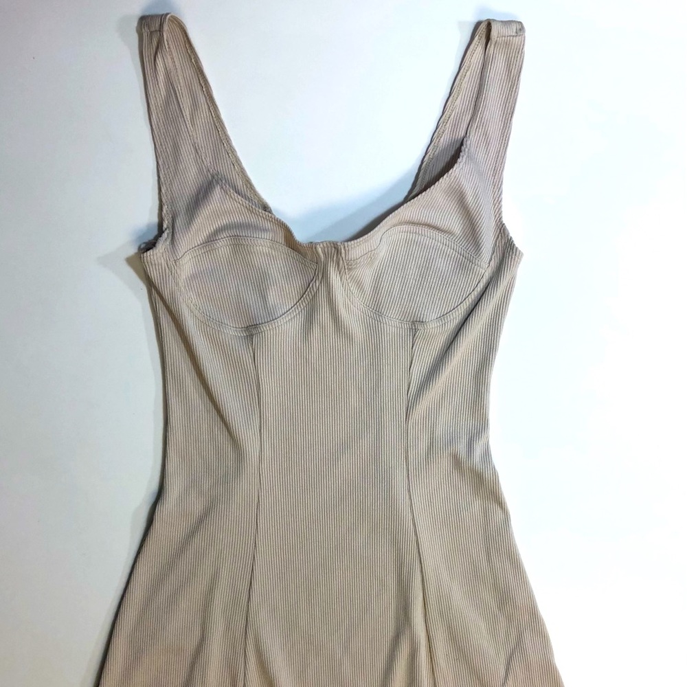 Taupe mini sleeves dress